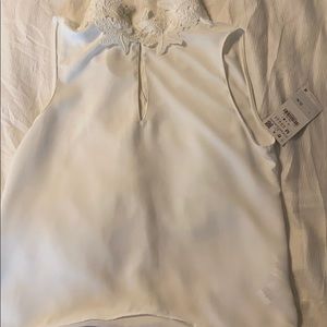 white blues with flower collar with pearls